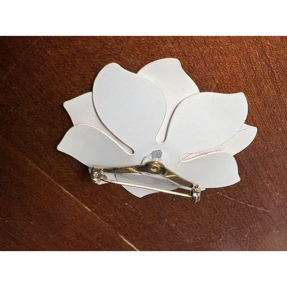 Vintage Red & White Enamel Flower Brooch Costume Jewelry